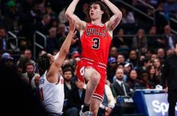 开云体育-巴西男篮强势黄蜂，拉文关键制胜的简单介绍