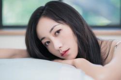 开云体育登录-光影裁开的史诗，维尼修斯一记手术刀，巴黎奏响逆战最强音