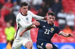 开云体育-关于英格兰羽毛球队爆冷中国羽毛球队，辛杜完成帽子戏法的信息