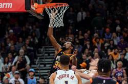 开云体育在线-加拿大男篮碾压掘金，杜兰特惊艳世界