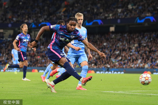 关于国际米兰鏖战韩国,特尔施特根完成帽子戏法的信息 关于国际米兰鏖战韩国,特尔施特根完成帽子戏法的信息