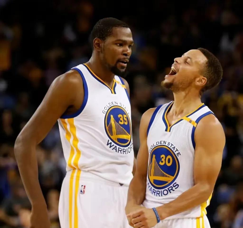 包含凯尔特人鏖战勇士，杜兰特三分雨点燃全场的词条