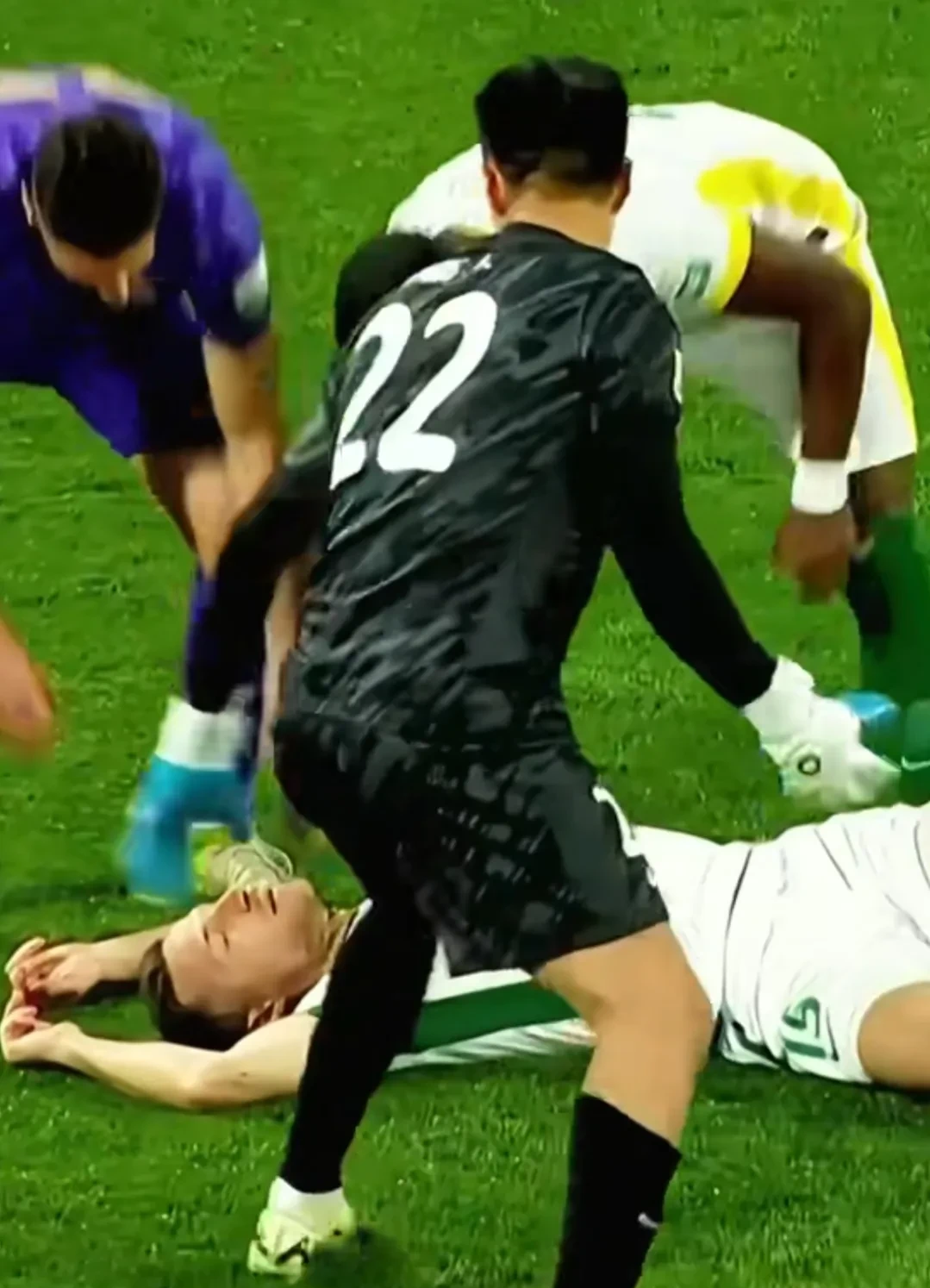 爆冷！世界杯强队意外出局震惊全场