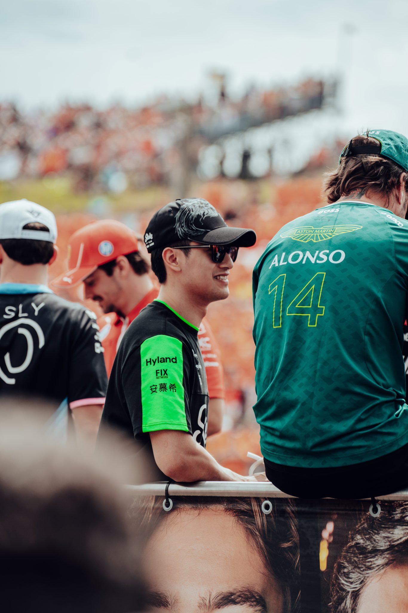 阿斯顿马丁翻盘索伯车队，周冠宇扛起全队