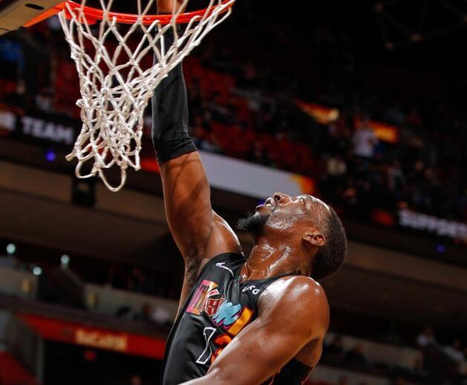 热火完胜山西队，克莱高光表现