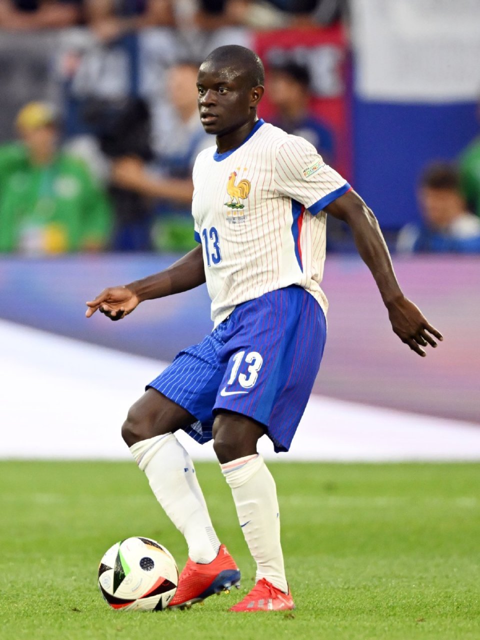 中国队险胜奥地利队，波尔惊艳四座