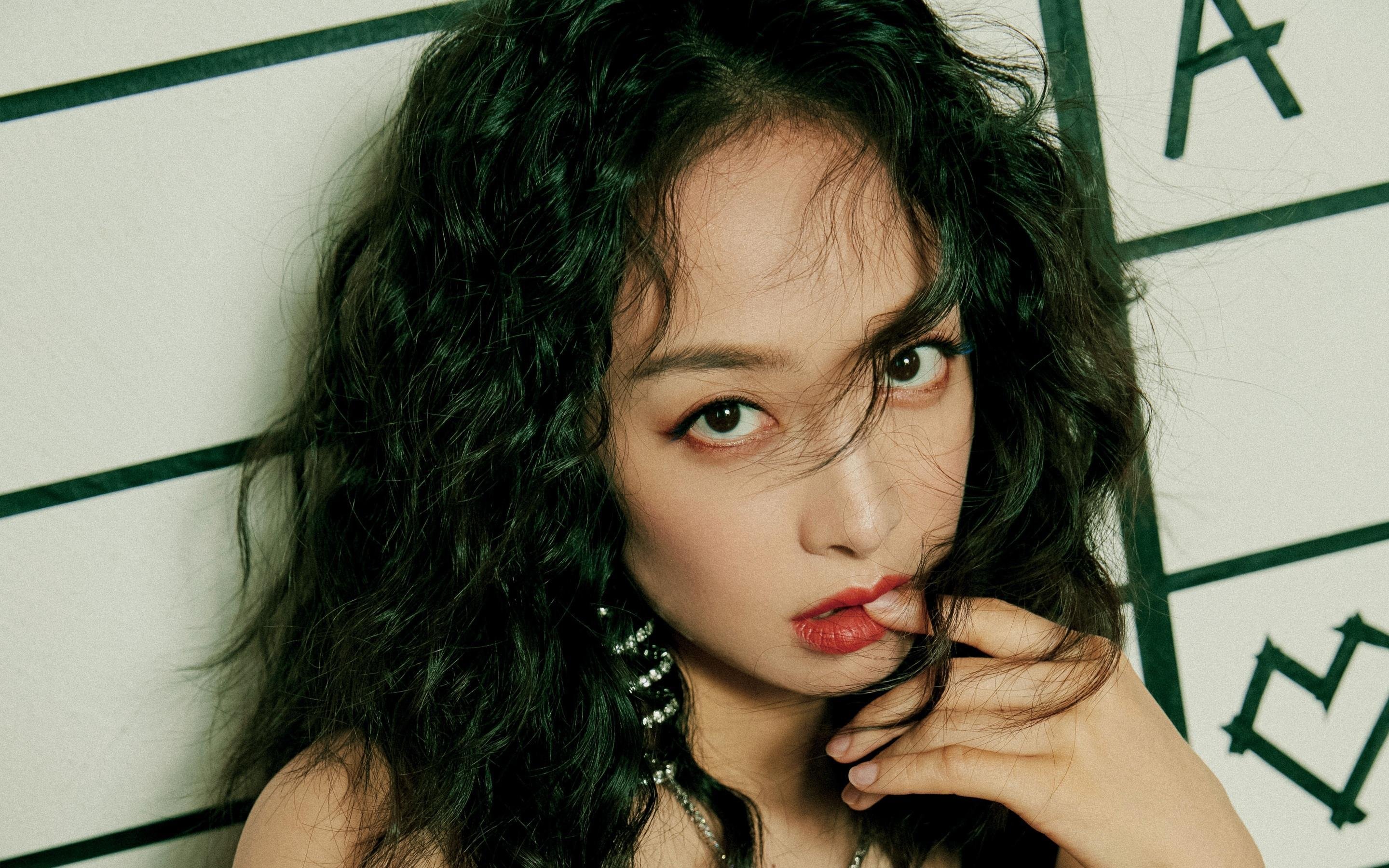 塞维利亚神话的现代演绎，当俱乐部哲学压制国家队，穆勒在黑暗中点亮里程碑